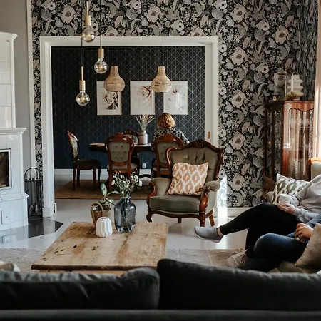 Boutique Klubiranta * Halli